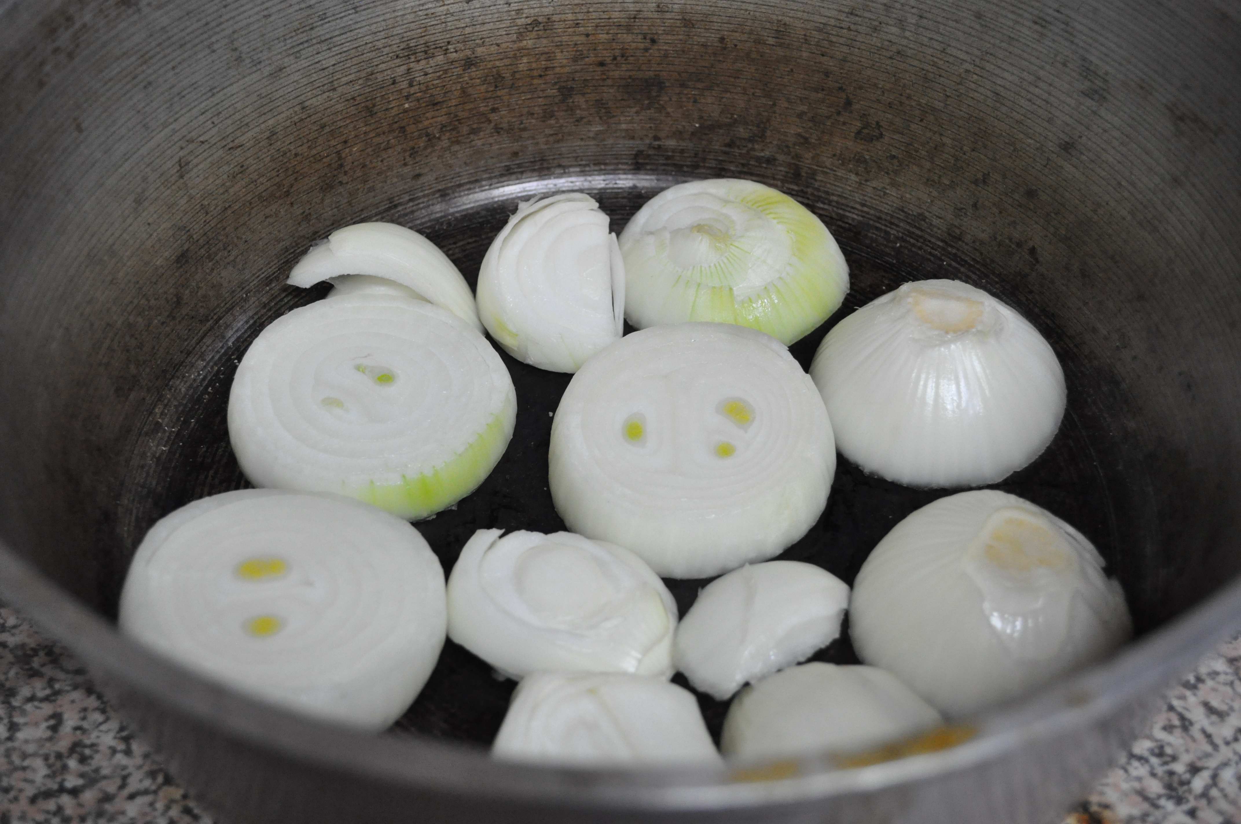 onions for pork belly