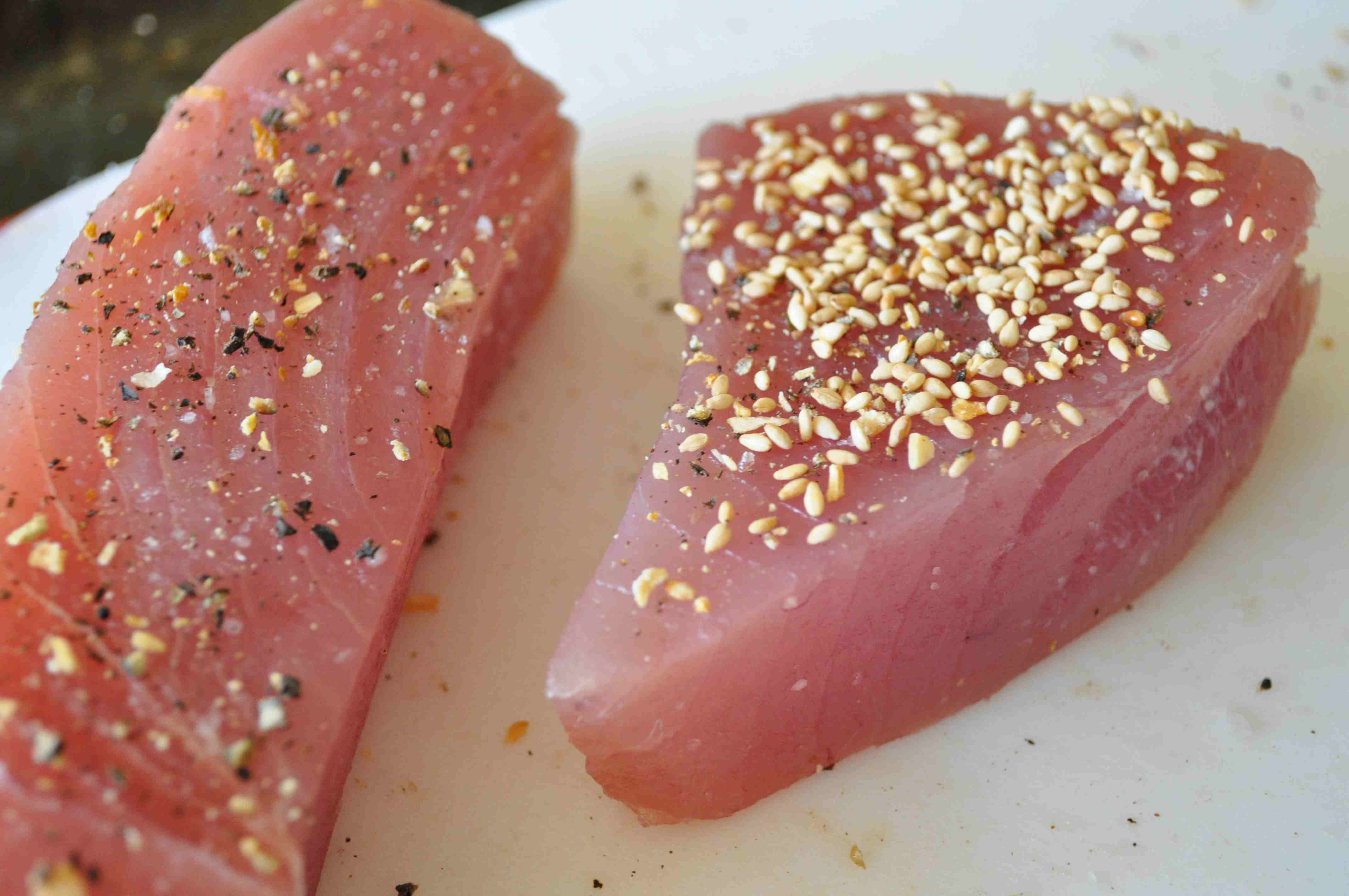 Tuna seasoned (Left with just lemon pepper and right with sesame seeds)