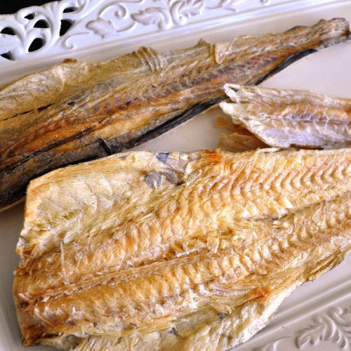 whole bugeo (dried pollock)