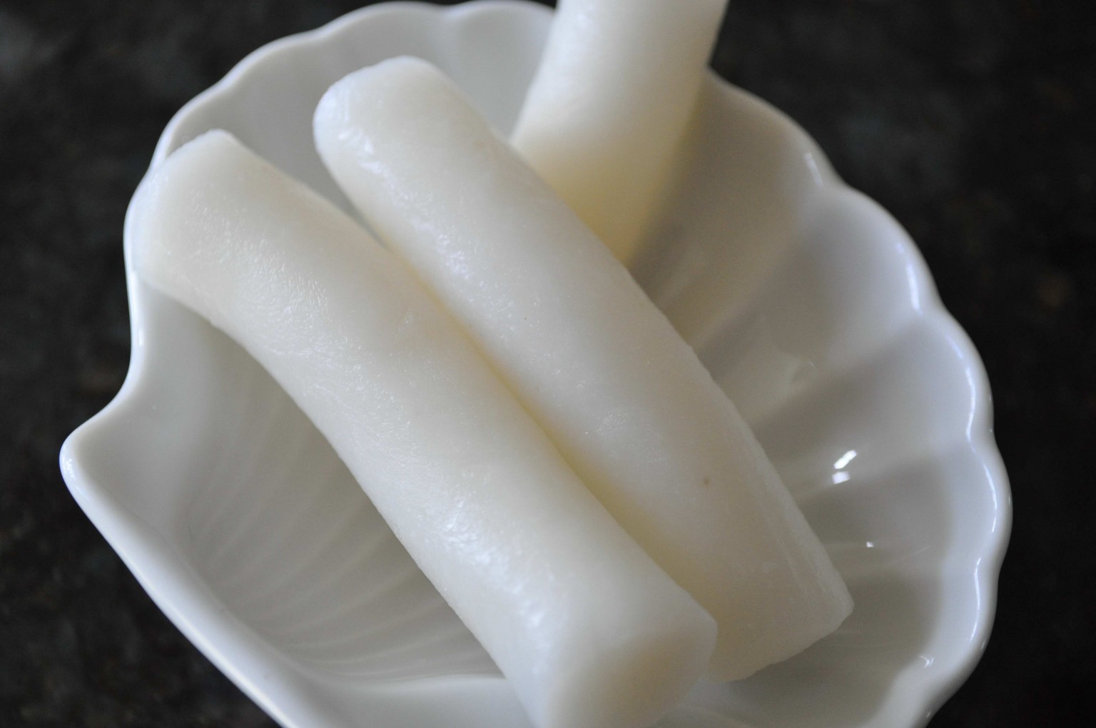 Vegan Tteokbokki - Spicy Korean Rice Cakes in 15 min - Kimchimari