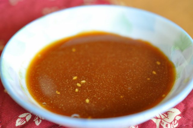 gyeojakanjang (soy sauce with yellow mustard)