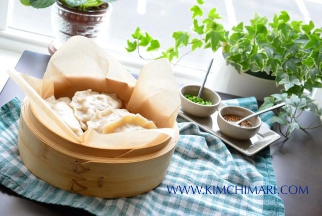 Mandu 만두 - Korean Dumpling