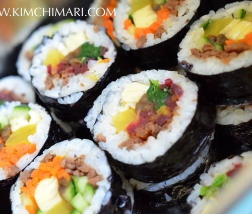 Kimbap closeup in stainless lunchbox