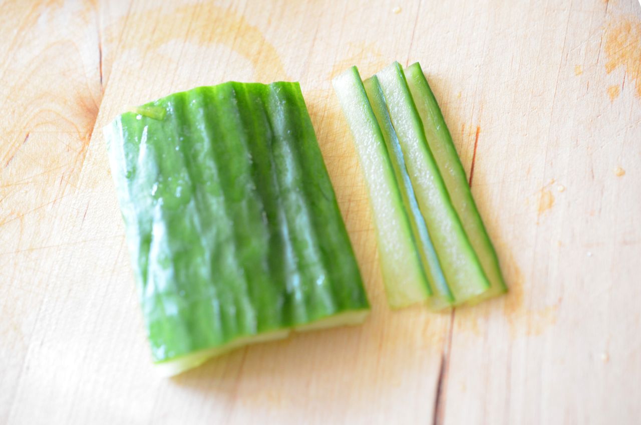 julienning cucumber using Korean technique