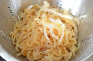 Rinsed jellyfish for Korean jellyfish salad (haepari naengchae)