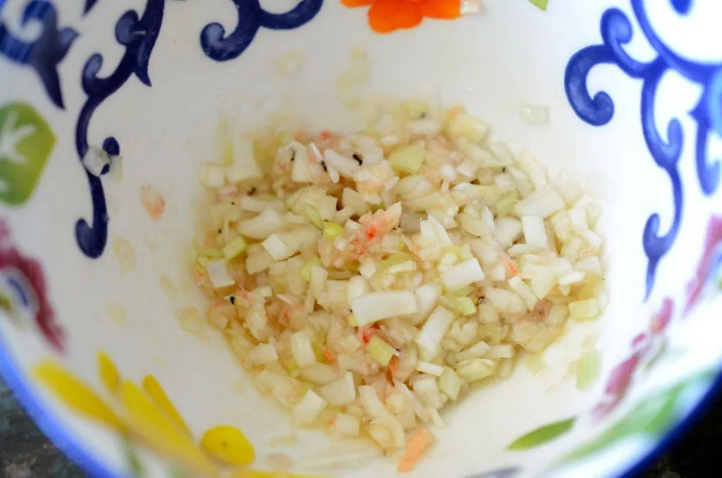 Green Onions, fermented shrimp(saeujeot) mix for gyeran jjim