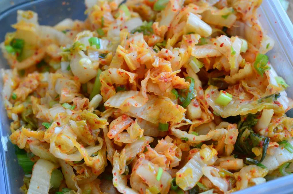 sliced kimchi and green onions mix for bindaetteok