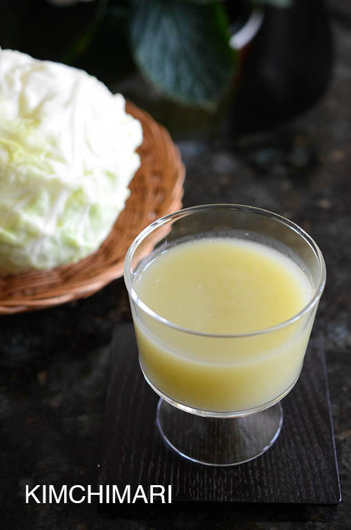 cabbage juice or smoothie heals acidic stomach and even stomach ulcers