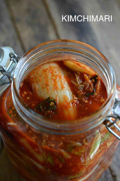 Easy Kimchi in glass jar ready for fermentation