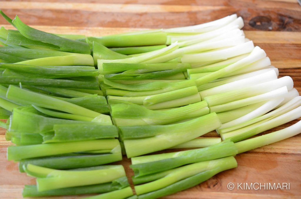 Green onions cut for yukgaejang