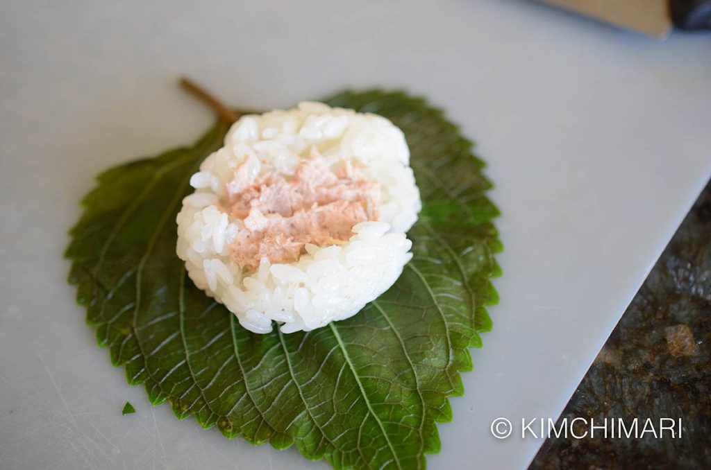 Tuna Rice Perilla Roll - Kkatenip Ssambap