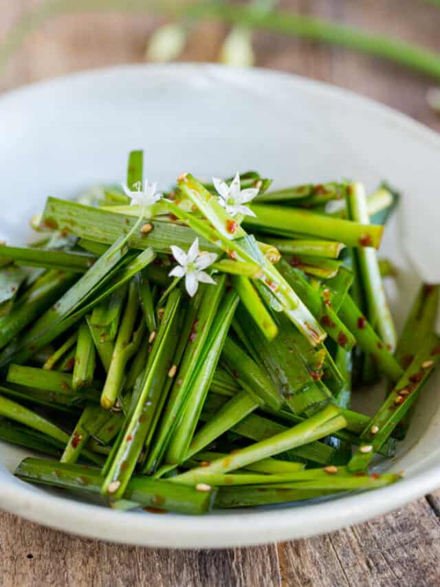 Simple Korean Chive Salad Kimchimari