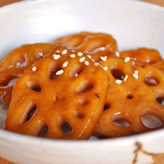 Sweet and Salty Lotus Roots (Yeonkeun Jorim)