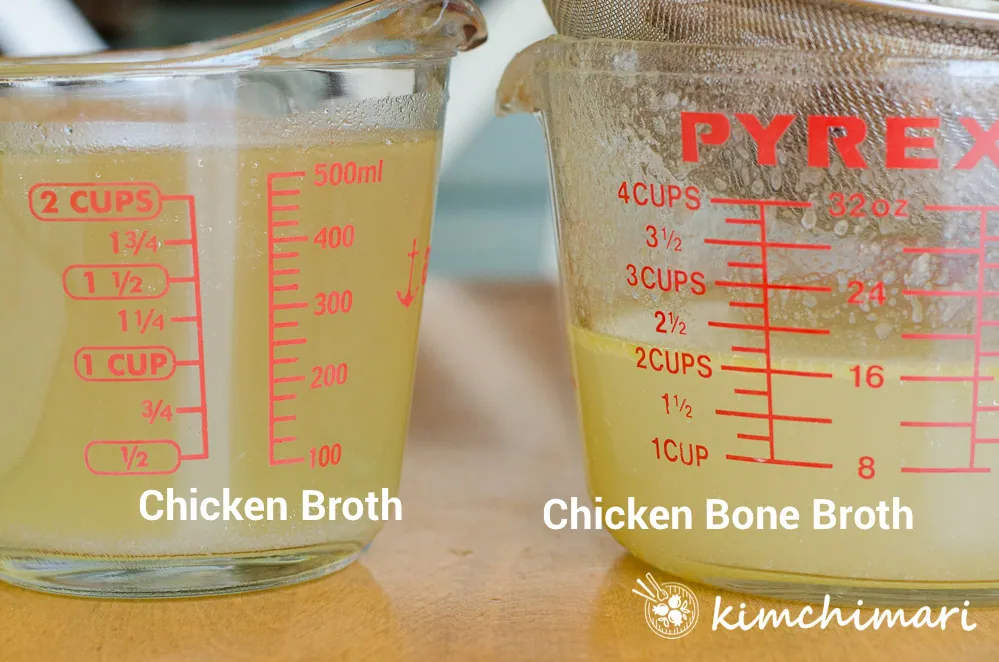 2 glass measuring cups with simple chicken broth vs bone broth