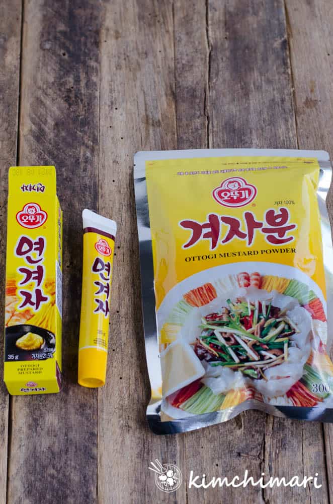 korean hot mustard in tube and powder pack