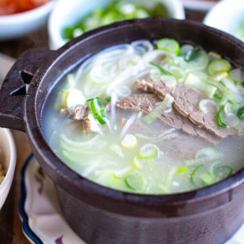 korean beef bone broth seolleongtang soup in clay pot